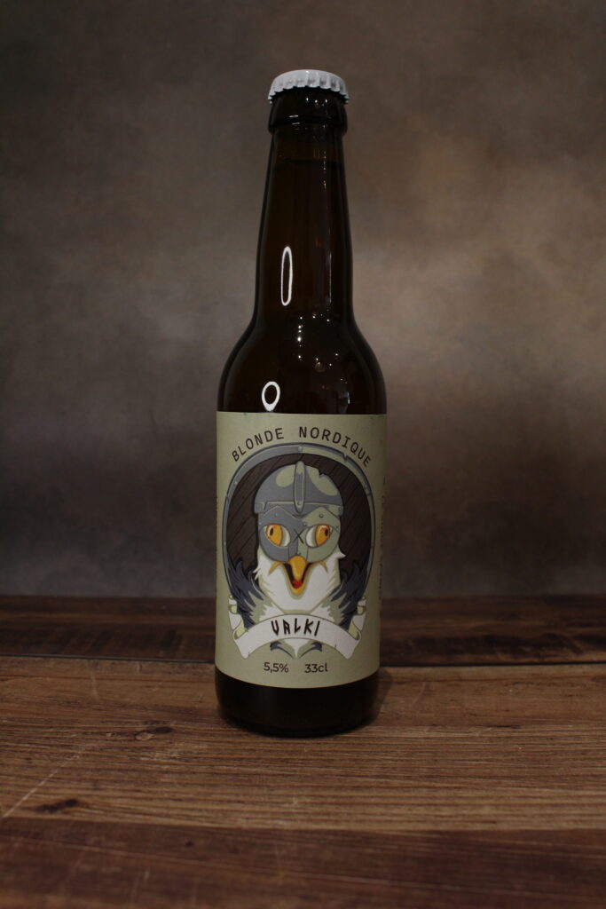 Photo de face d'une bouteille de bière Valki par la brasserie du Singe Savant