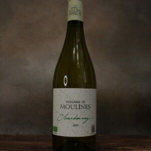 Photo de face d'une bouteille de Chardonnay Domaine de Moulines