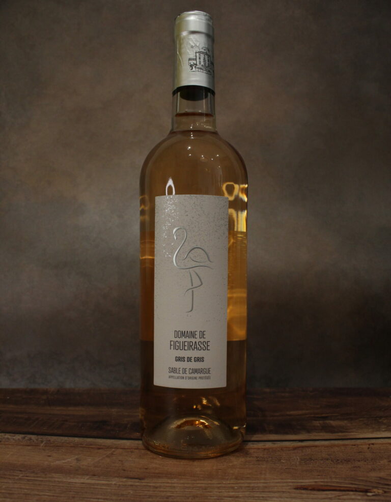 Photo de face d'une bouteille de rosé gris de gris