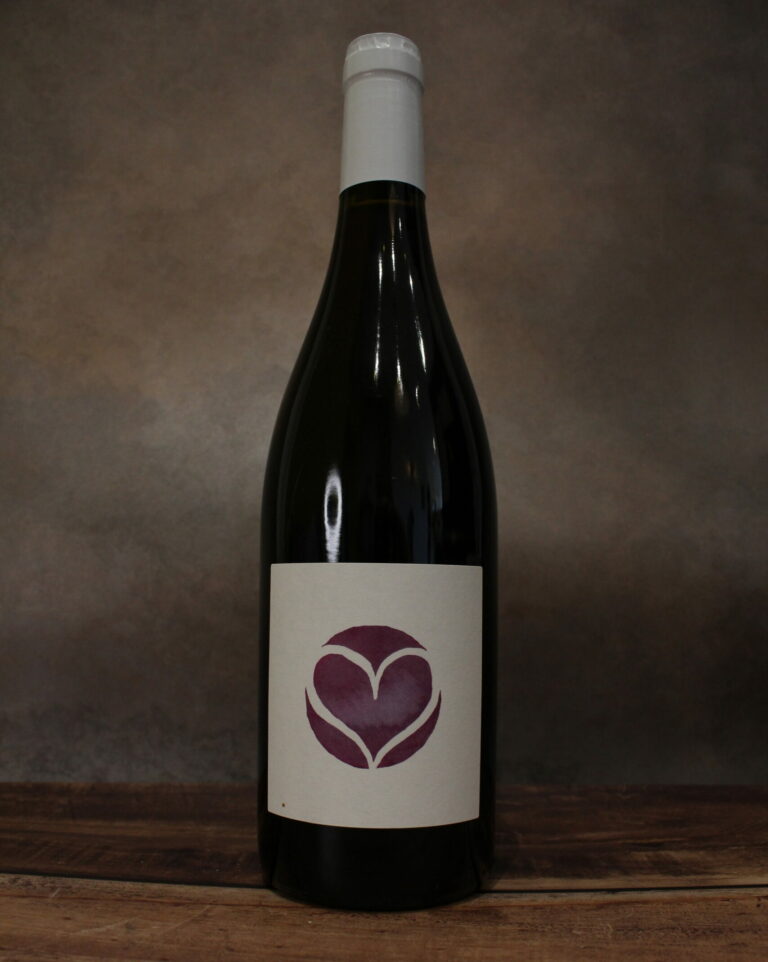 Photo de face d'une bouteille de Cœur de raisin, un vin rouge.